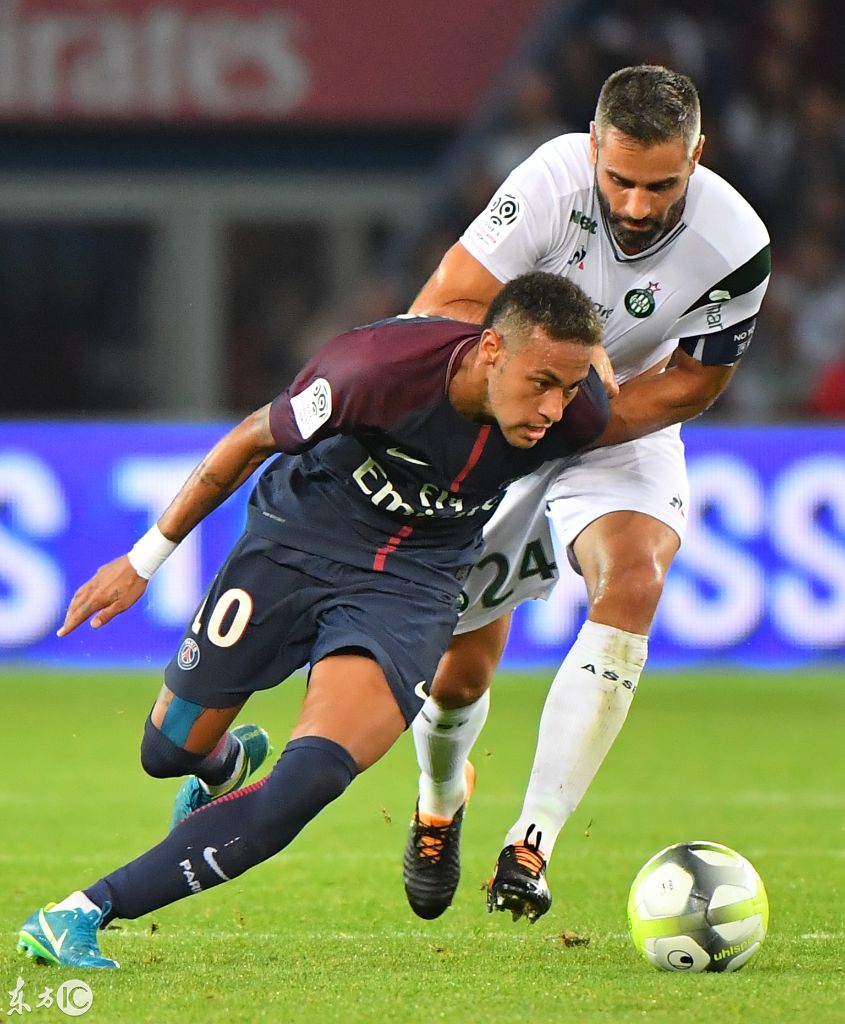 芝加哥公牛训练开放日；清晨战术微调引欢呼；法甲在即；年轻球员得到机会的简单介绍